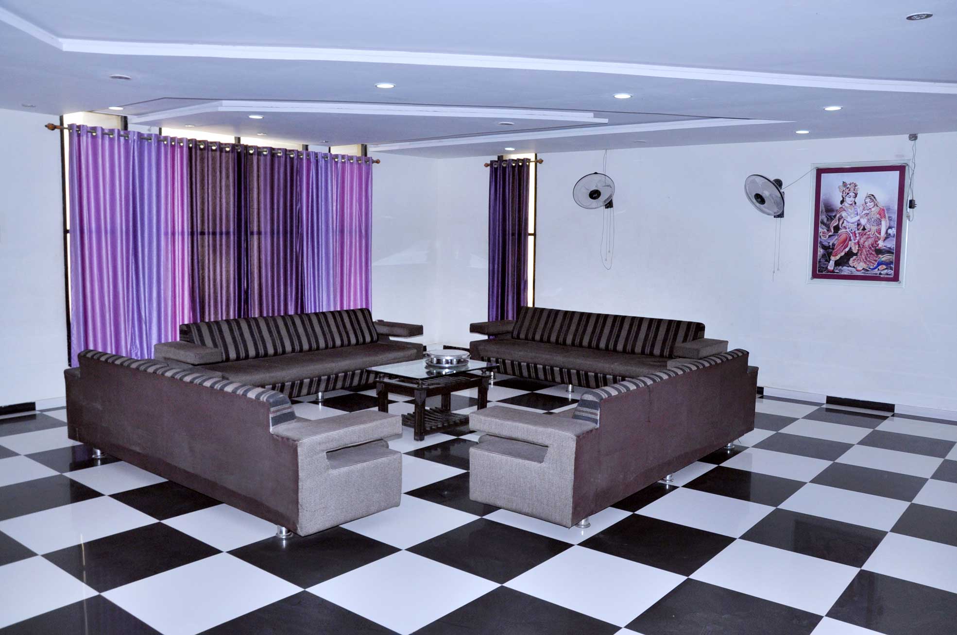 Hotel Radhe Palace Morbi Super Delux Room and Delux Room