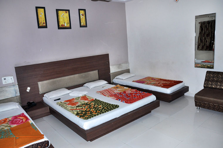 Hotel Radhe Palace Morbi Super Delux Room, Delux Room, Restaurant, Ac/Banquet, Conference Hall 