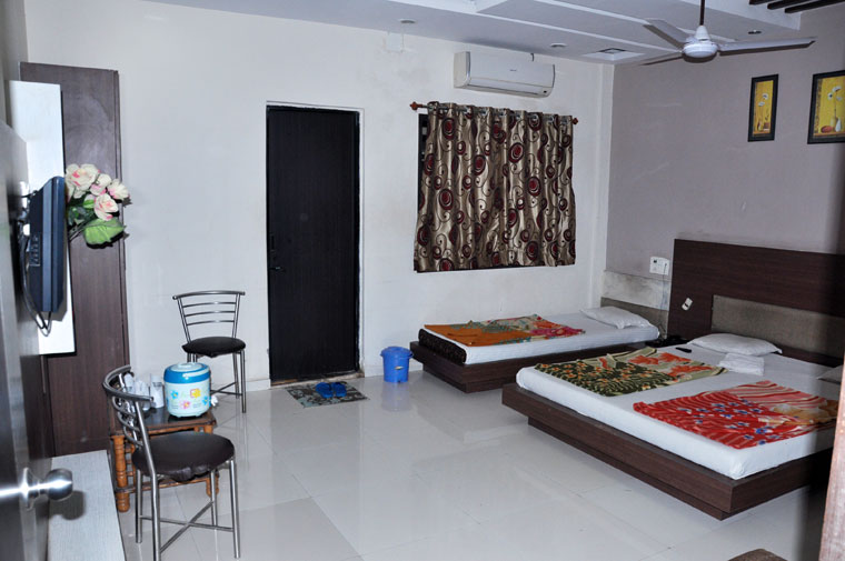 Hotel Radhe Palace Morbi Super Delux Room, Delux Room, Restaurant, Ac/Banquet, Conference Hall 
