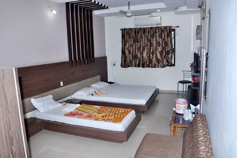 Hotel Radhe Palace Morbi Super Delux Room, Delux Room, Restaurant, Ac/Banquet, Conference Hall 