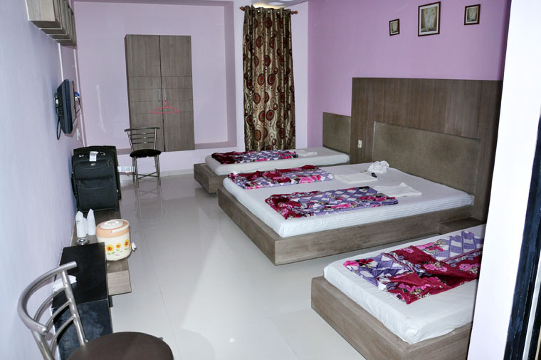 Hotel Radhe Palace Morbi Super Delux Room, Delux Room, Restaurant, Ac/Banquet, Conference Hall 